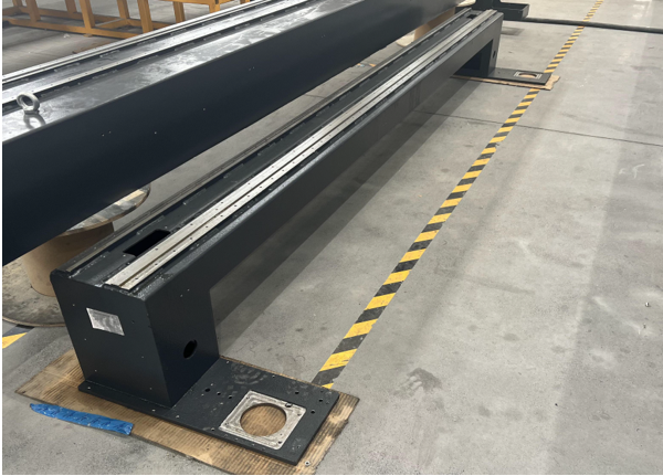 Станок для лазерной резки крупногогабаритного листового материала AT-16035E Станок для лазерной резки крупногогабаритного листового материала AT-16035E